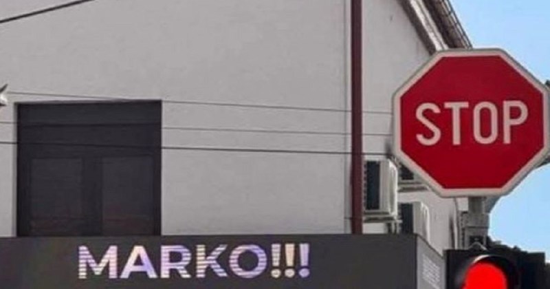 Marku je ljubavnica čestitala Valentinovo preko videozida, kaotičnu poruku dijeli čitava regija