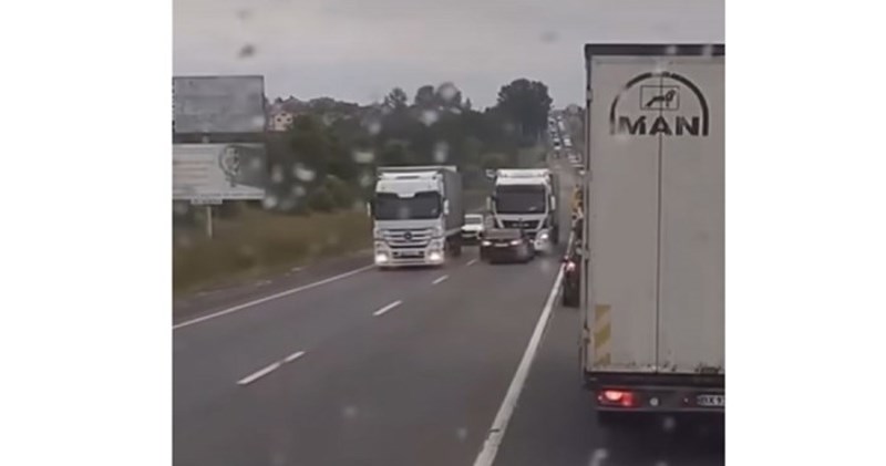 Tip je bezobrazno pretjecao kolonu, a onda mu je vozač kamiona održao lekciju koju neće zaboraviti