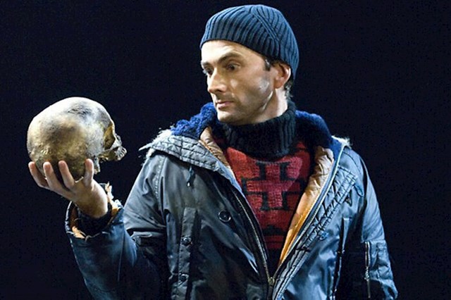 Skladatelj André Tchaikowsky zatražio je da se njegova lubanja donira Royal Shakespeare Companyju za korištenje u kazališnim predstavama. Godine 2008. David Tennant koristio je lubanju u Hamletu