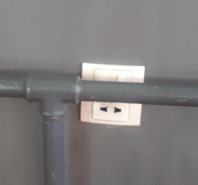 Sretno svima kojima treba utičnica