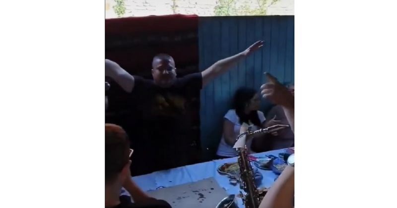 Tipa je pogodila pjesma, nitko nije očekivao da će napraviti nešto ovako glupo! Morate vidjeti