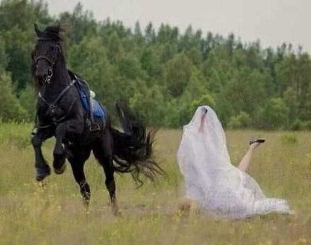 Pa ovo će definitivno biti jedinstvene vjenčane fotke
