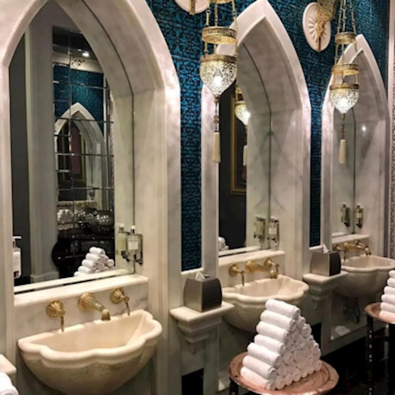 Ovo je javni WC. Dovoljno.