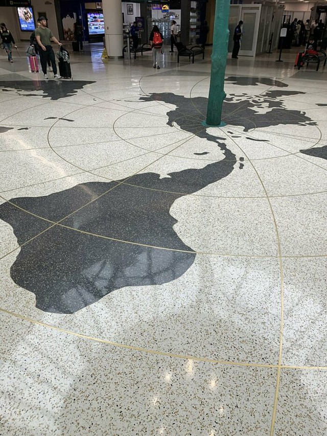 Naopaka Južna Amerika