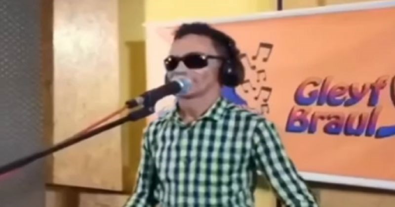 Pjevač nadimka "Pink Floyd s Temua" apsolutni je vladar društvenih mreža, morate vidjeti