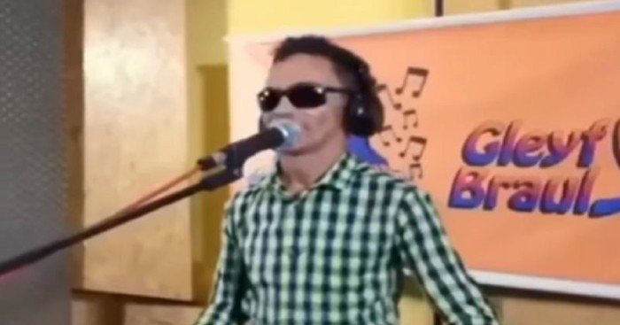 Pjevač nadimka "Pink Floyd s Temua" apsolutni je vladar društvenih mreža, morate vidjeti