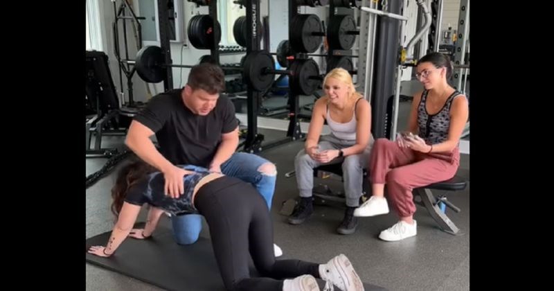 Nakon ovakvog blama sigurni smo da ova dama još dugo neće u teretanu, snimka je show