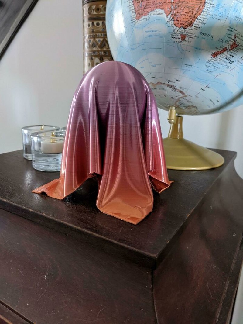 Nakon nekoliko pokušaja, konačno sam zadovoljna mojom "nevidljivom kuglom"!