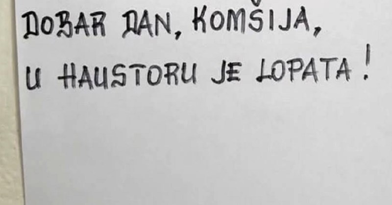 Susjedi su napisali pjesmicu tipu koji nikad ne čisti snijeg ispred zgrade, ovo morate vidjeti