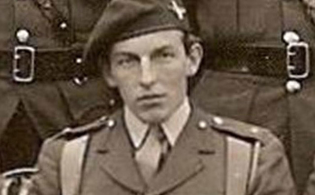 Digby Tatham-Warter i njegov kišobran