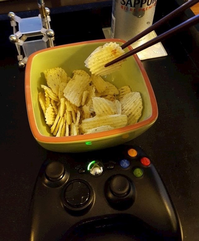Za gamere koji ne žele zamastiti svoj joystick