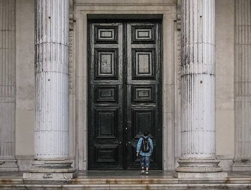 "Neka moj sin tinejdžer pokuša zalupiti ovim vratima kad je ljut!"