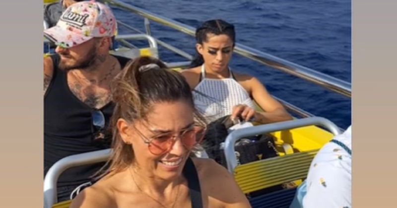 "Borba" ove djevojke tijekom vožnje trajektom nasmijala je čitav internet, scena je prekomična