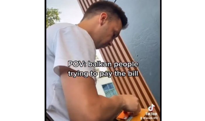 Video prikazuje kako izgleda plaćanje računa na Balkanu, apsolutno je pogođen... i urnebesan!