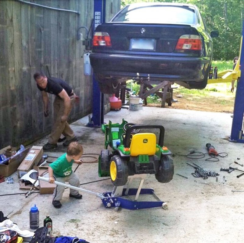 Kakav otac, takav sin!