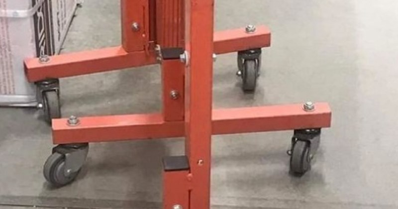 Način na koji je netko "popravio" napukli kotač izazvao je salve smijeha na Fejsu, morate vidjeti