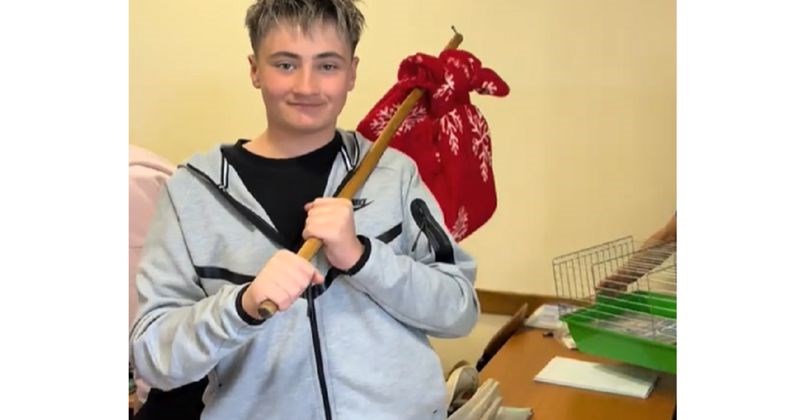 Gimnazijalci iz Slavonskog Broda imali su "Dan bez ruksaka", morate vidjeti u čemu su nosili knjige