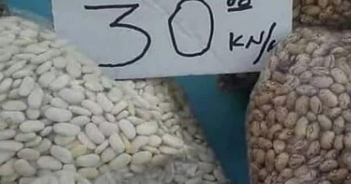 Natpis s jedne tržnice oduševio je ekipu na Fejsu, morate vidjeti kako kumica prodaje grah