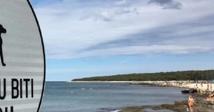 Na plaži u Puli netko je "uredio" obavijest kupačima, fora je tako jednostavna, a urnebesna!