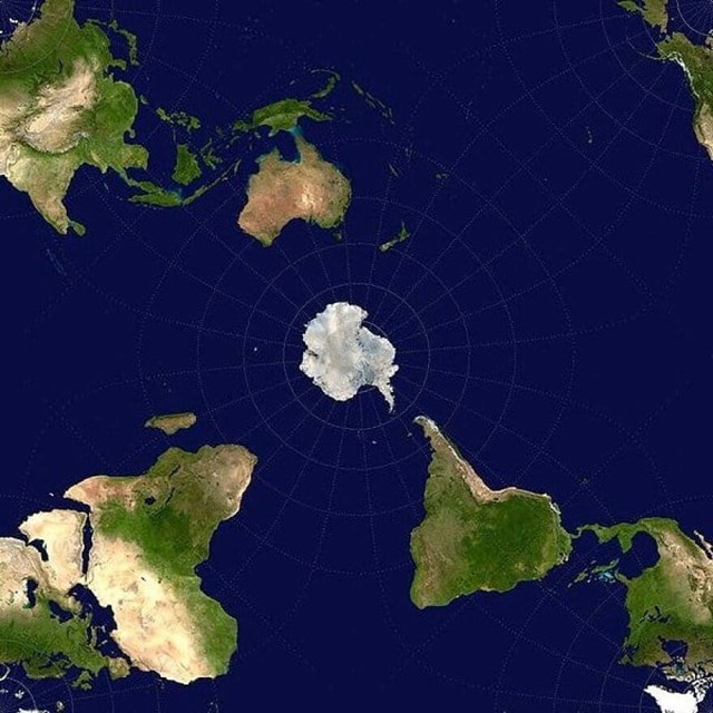 Karta svijeta s Antarktikom u sredini