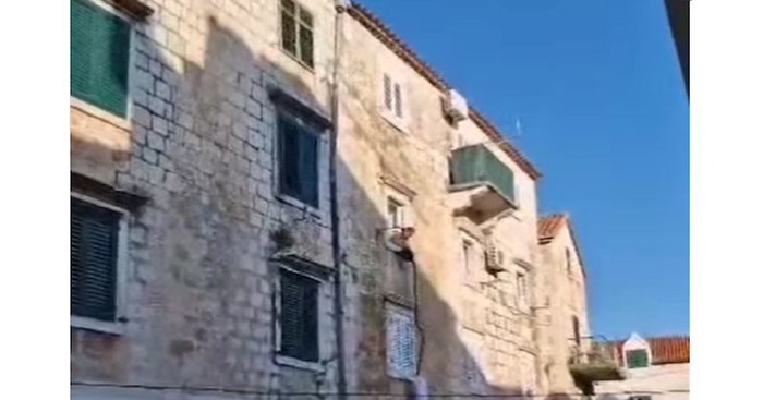 Urnebesni video iz Makarske širi se društvenim mrežama, morate vidjeti ovu "akciju"