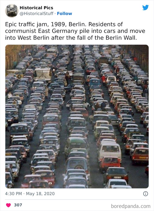Kolona izbjeglica iz Istočnog u Zapadni Berlin na dan pada Berlinskog zida