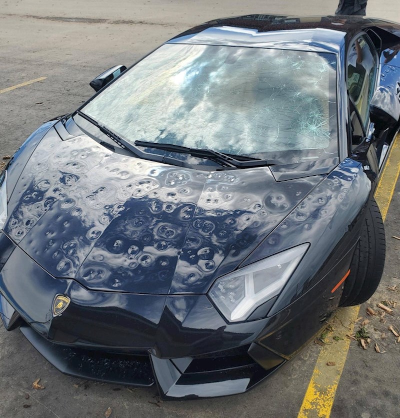 Loš dan za ostaviti auto na otvorenom