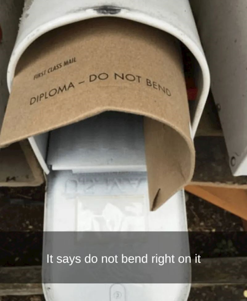 A lijepo piše na koverti da se ne savija...