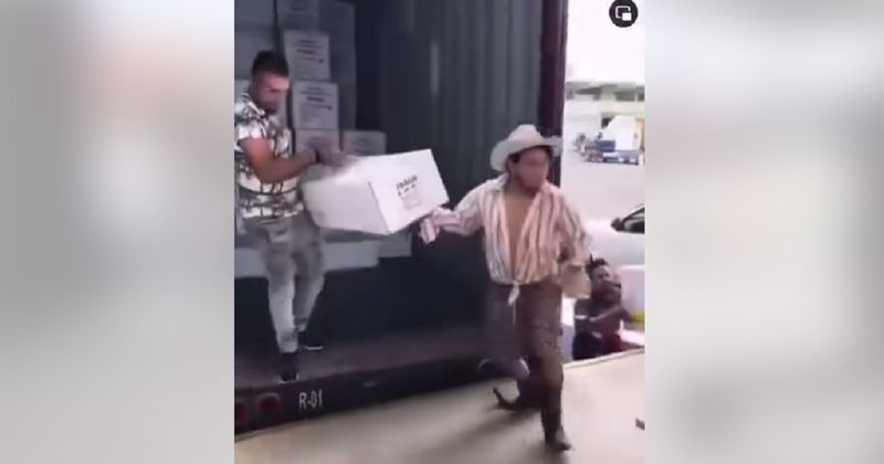 Postao je internet senzacija zbog nevjerojatne vještine izbjegavanja posla- evo neradnika godine