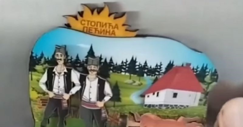 Ovaj suvenir s Balkana doslovno je oduševio društvene mreže, za sve je kriv jedan urnebesni detalj