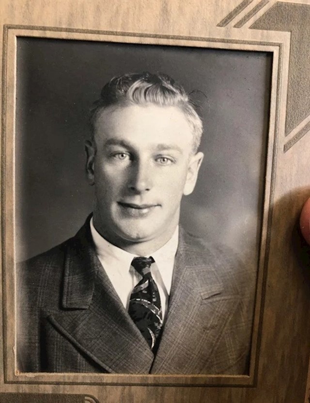 "Fotka mojeg djeda natjerala me da se zapitam jesmo li u rodu s obitelji Baldwin.