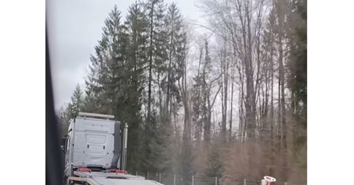 Netko je na autocesti ugledao prekomičan prizor, morate vidjeti što ovaj kamion prevozi