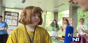 Djeca su se tucala jajima za pravoslavni Uskrs, izjava ove djevojčice zaslužila je ući u anale