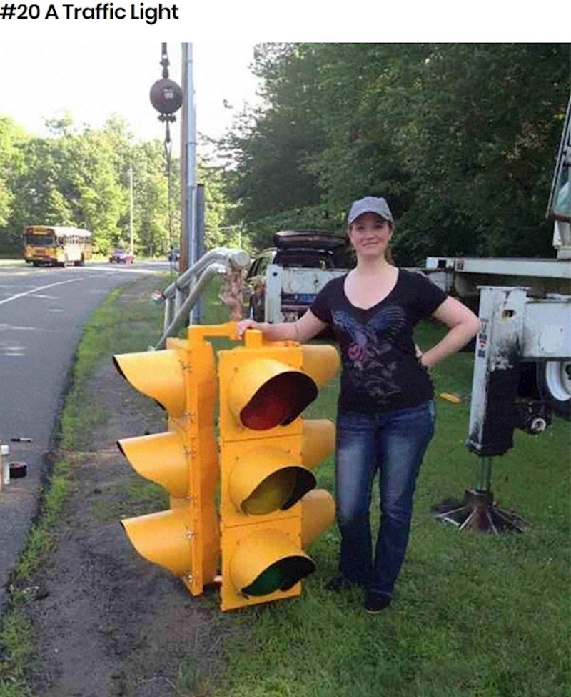 Mnoge će iznenaditi veličina ovog semafora