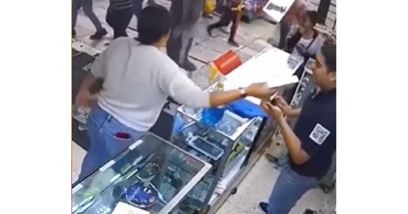 Ovaj tip nikad neće zaboraviti prvi, a vjerojatno i posljednji dan na novom poslu. Morate vidjeti