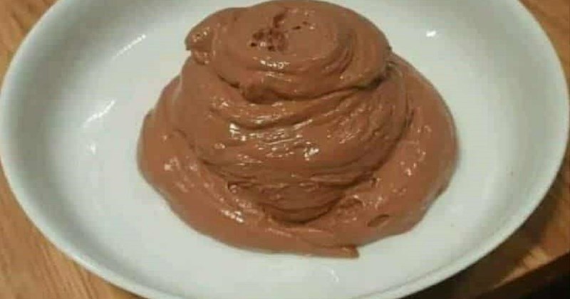 Žena je napravila očajan desert pa je tražila dekoraciju da ga spasi, jedan prijedlog je hit