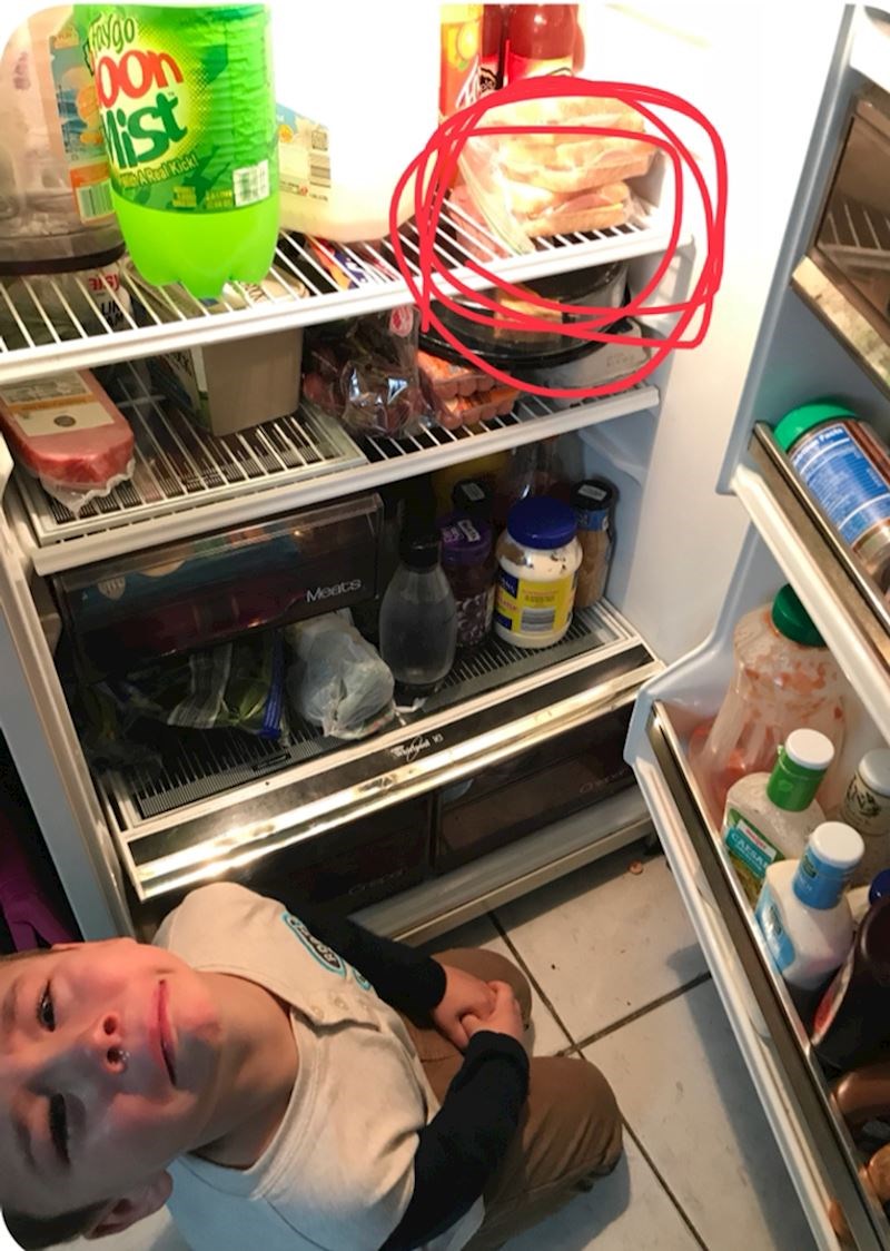 9. "Sin me uspaničeno zvao da ne može pronaći sendvič. Pogledajte molim vas gdje je bio!"