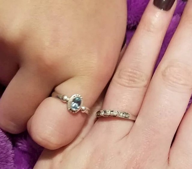 6. "Nakon što sam zaprosio svoju zaručnicu, odlučio sam 'zaprositi' i njezinu malu kćer i pitati želi li da i službeno budem dio njezine obitelji"