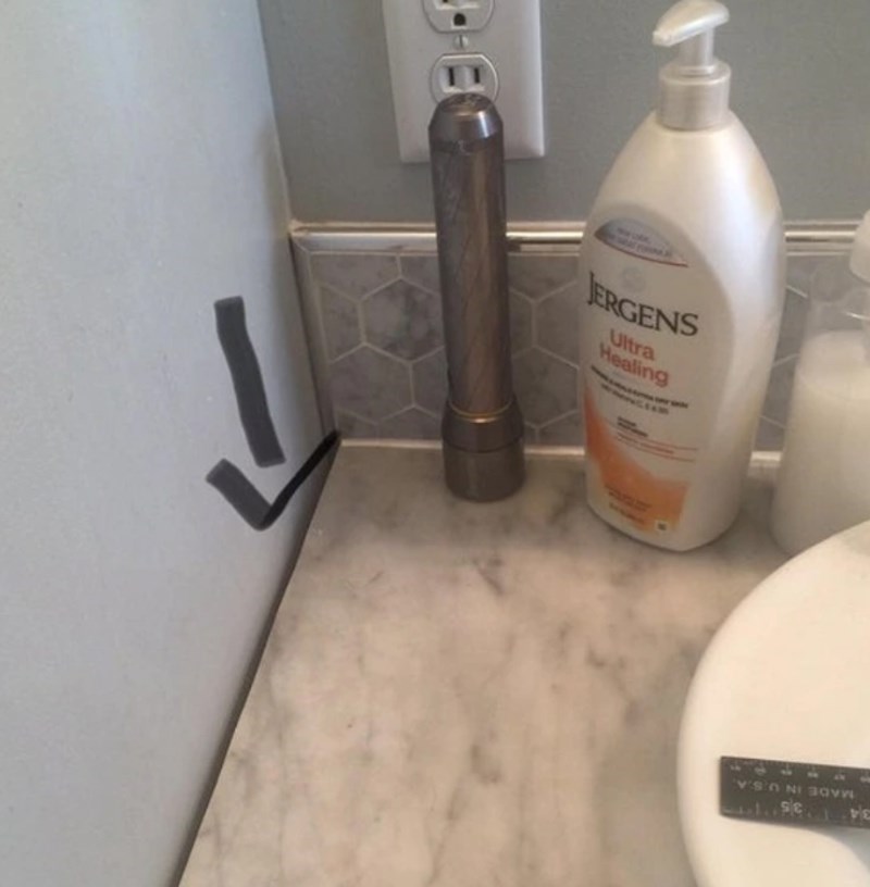 "Od svih mogućih mjesta, prsten mi je pao u ono do kojeg nikako ne mogu doći."