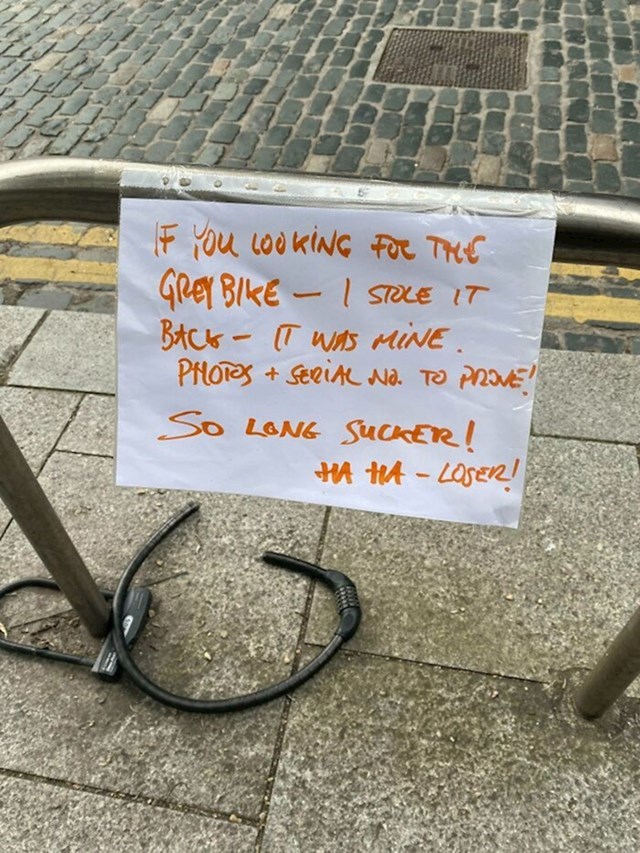 Vlasnik je ukrao bicikl lopovu i ostavio mu poruku.