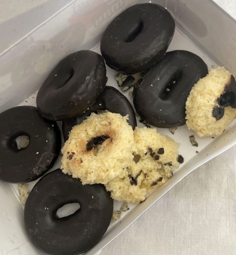 "Moja mama samo voli jesti čokoladni dio na krafni, a ostalo ostavi."