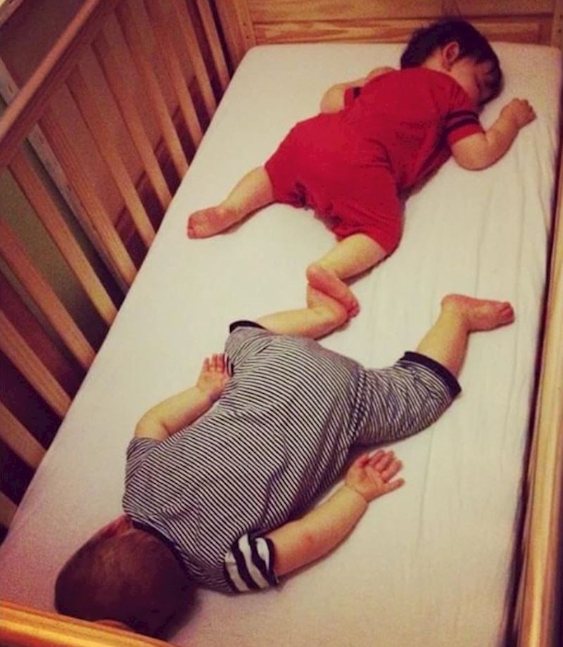 "Ali ovaj presladak dodir sa stopalima, rastopit ću se!"