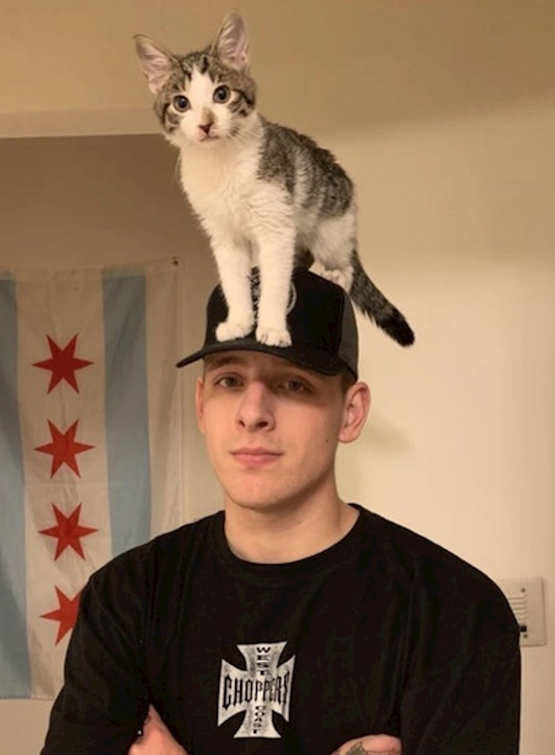 18. "Nije baš na ramenu, ali može proći"