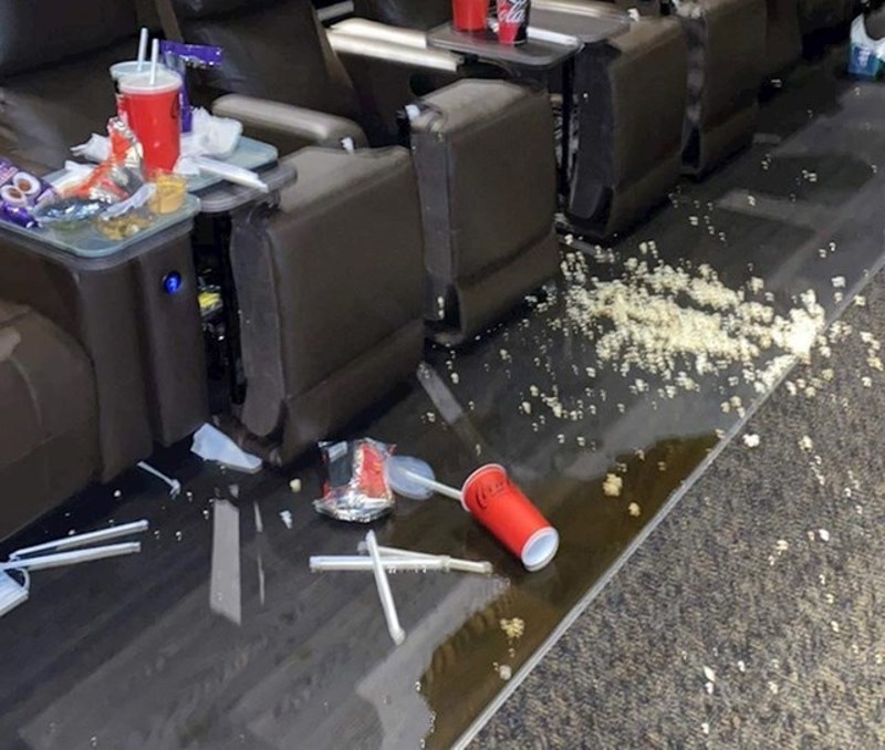 "Radim u kinu i nikako se ne mogu naviknuti na to da su ljudi nekad gori od životinja"