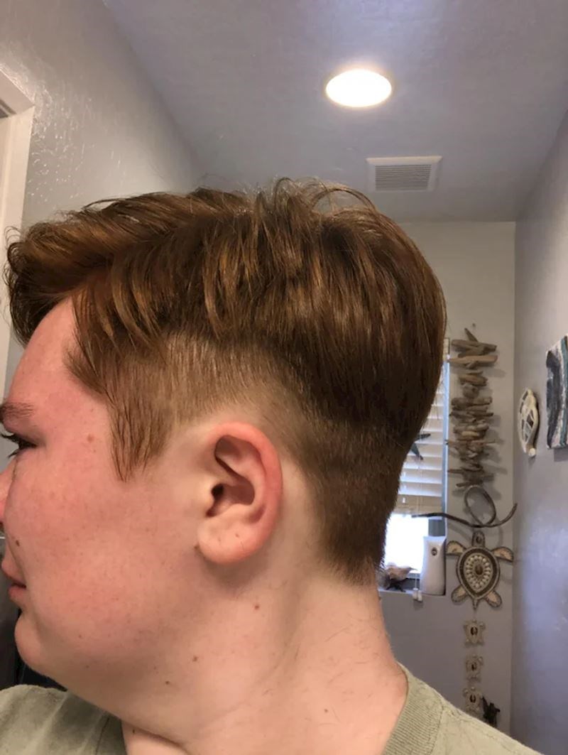 5. "Odlučio sam otići kod novog frizera. Loša odluka!"