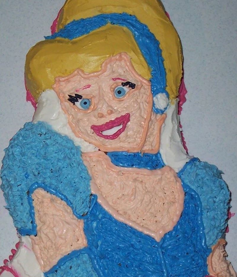 "Moja verzija Pepeljuge, ne baš uspješna kao što možete vidjeti"