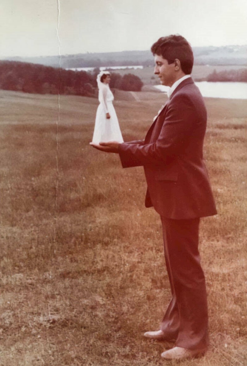 "Mama i tata nikad nisu bili dosadni ljudi, to dokazuje i fotka s njihovog vjenčanja 1980-te"