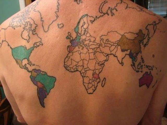 "Svaki put kad posjetim neku državu, odem tattoo majstoru da mi oboji to mjesto u određenu boju. Čini se da mi zasad ide dobro"