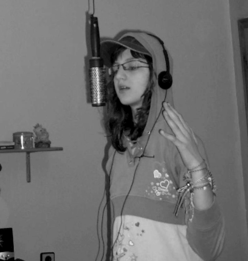 "Ja i moja Eminem faza dok mi je četka za kosu služila kao mikrofon u studiju..."