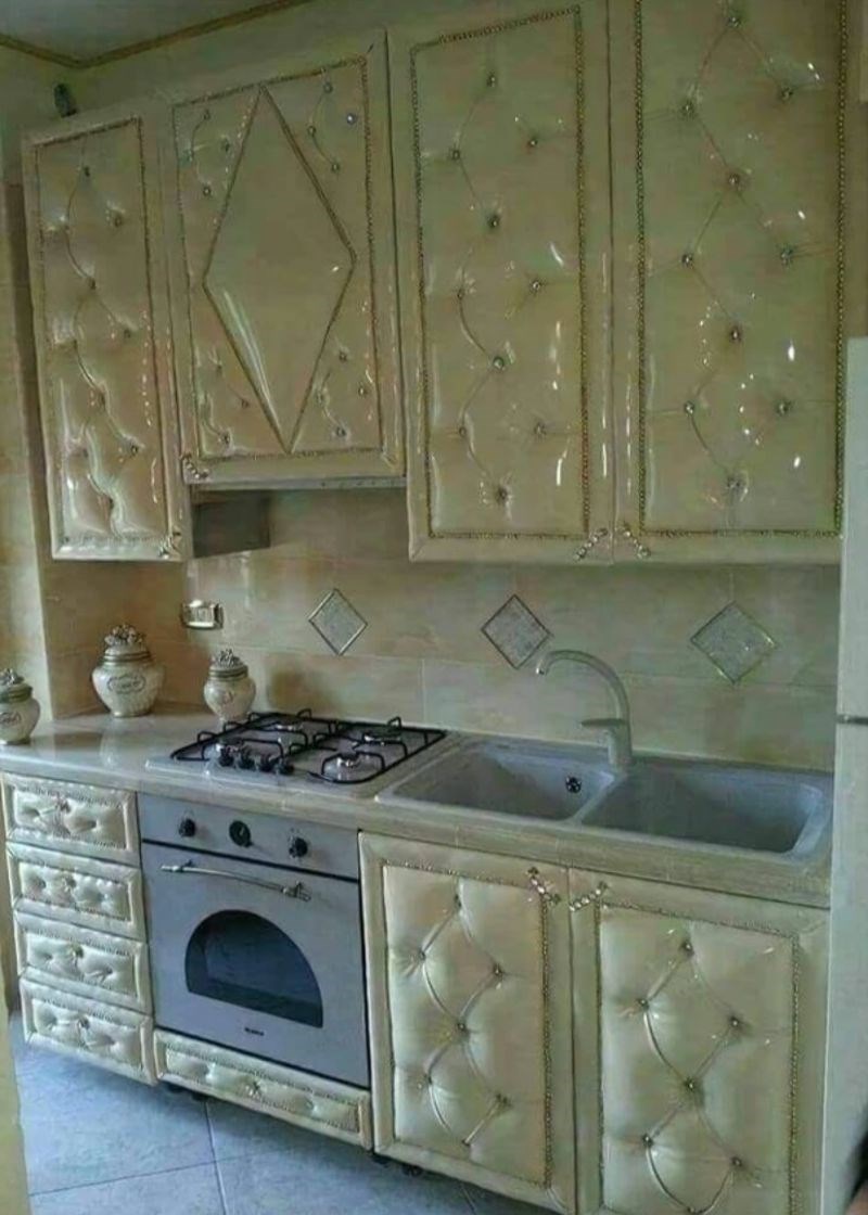 7. Kakva kuhinja 🤣